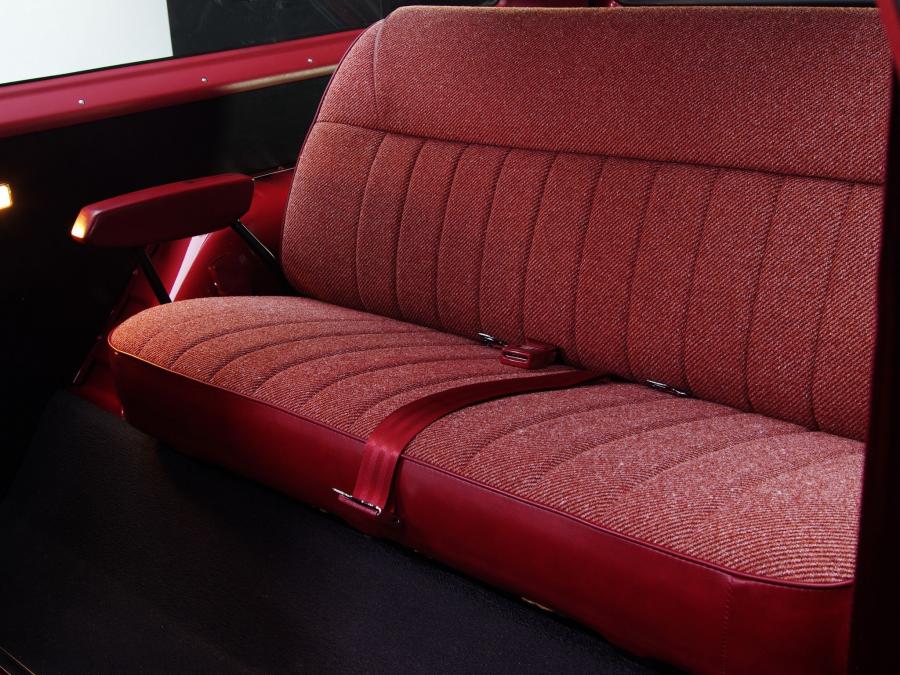  Dodge Ramcharger 1988 года  (фото 3 из 8)